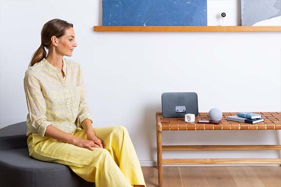 Routeurs Wi-Fi à côté de produits Smart Home.